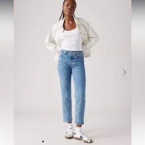 Levi’s wedgie straight size 25